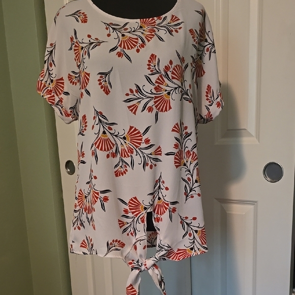 White and Pink Tie Front Short Sleeve Blouse - Picture 1 of 3